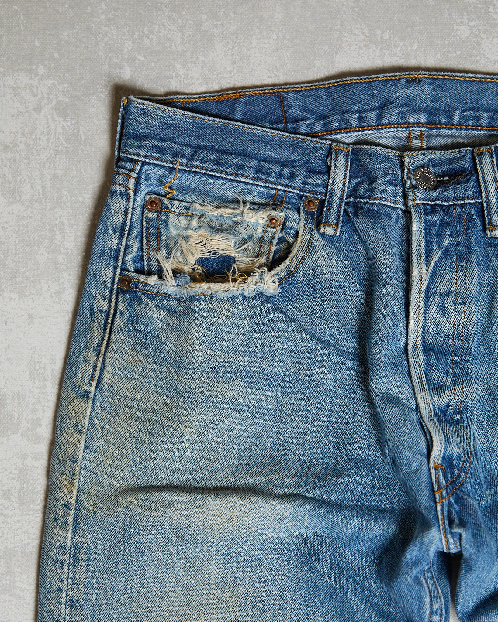 Vintage Levis 501 29 NEW YORK NUTJOB